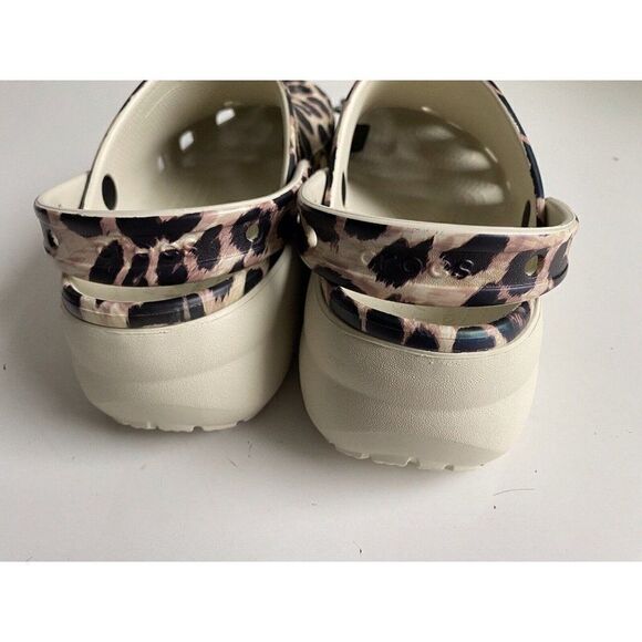 Crocs Women’s Sz 10 Classic Platform Animal Print Clog Bone Leopard 207844-2Y4 - Picture 5 of 12